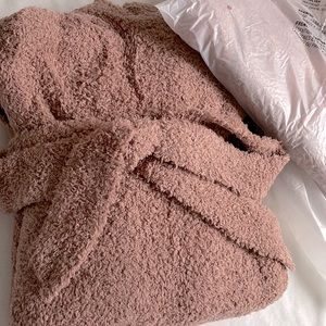 SOLD!Skims by Kim Kardashian Cozy Knit Robe in “Rose clay” color Size S/M! NEW!!